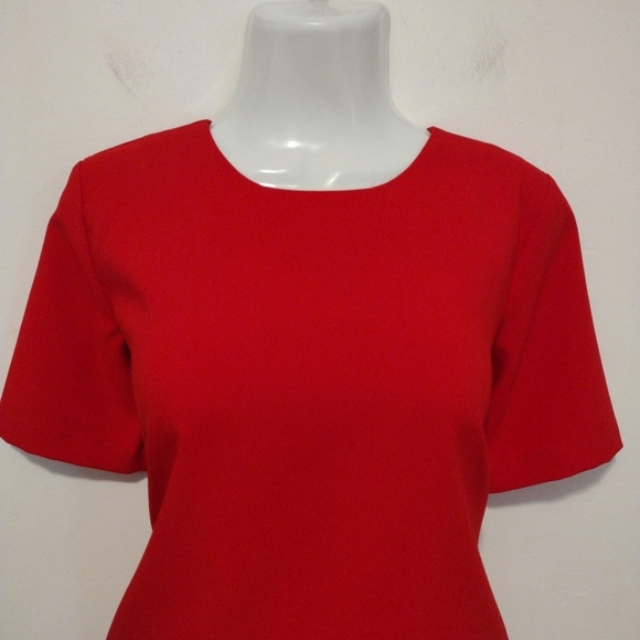 Ann Taylor - Red Short Sleeves Blouse - Picture 2 of 15